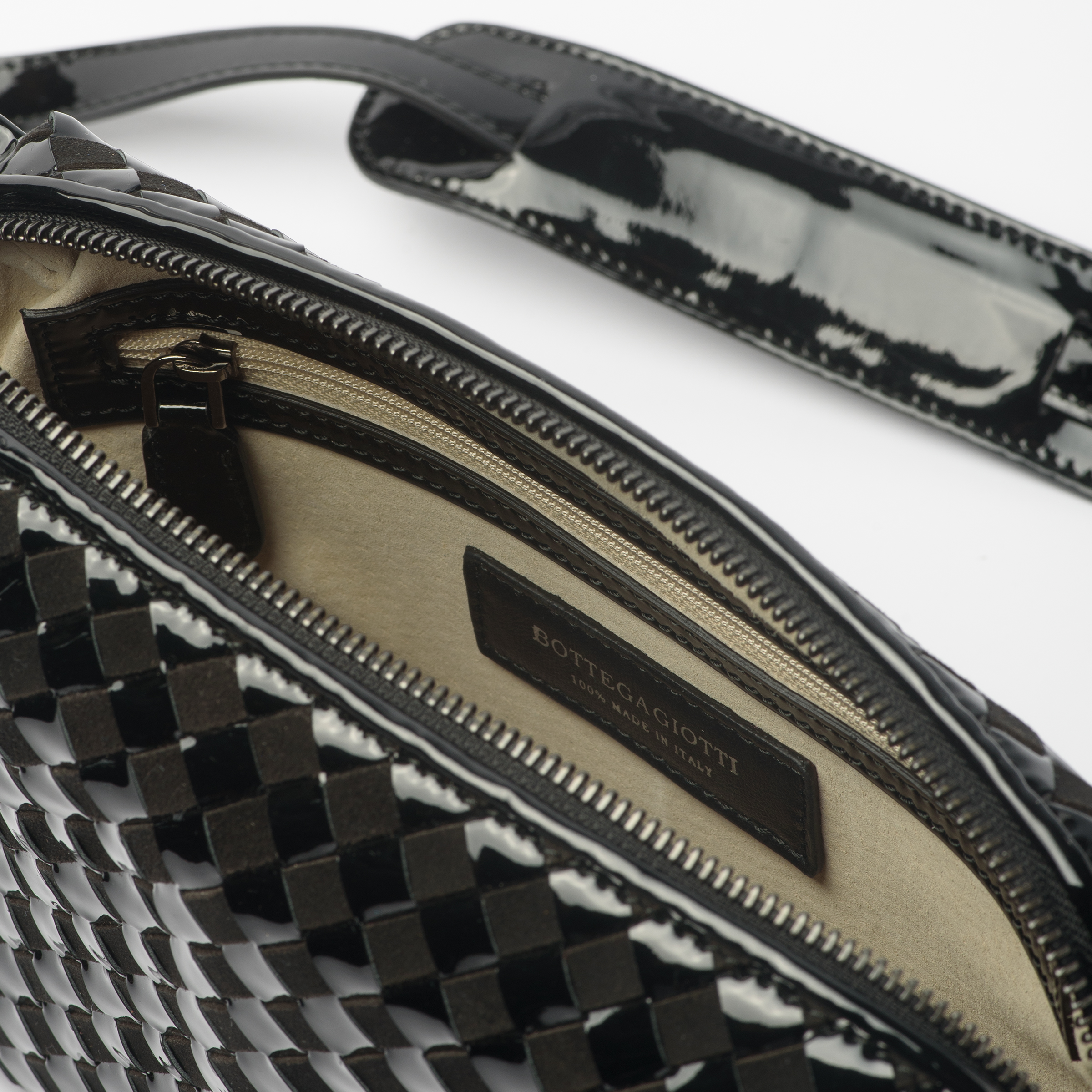 BargelloSmall_03_Nero_Pat_Part